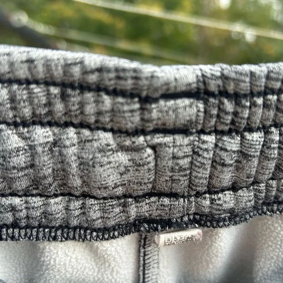 Women’s size M bundle - Picture 9 of 14